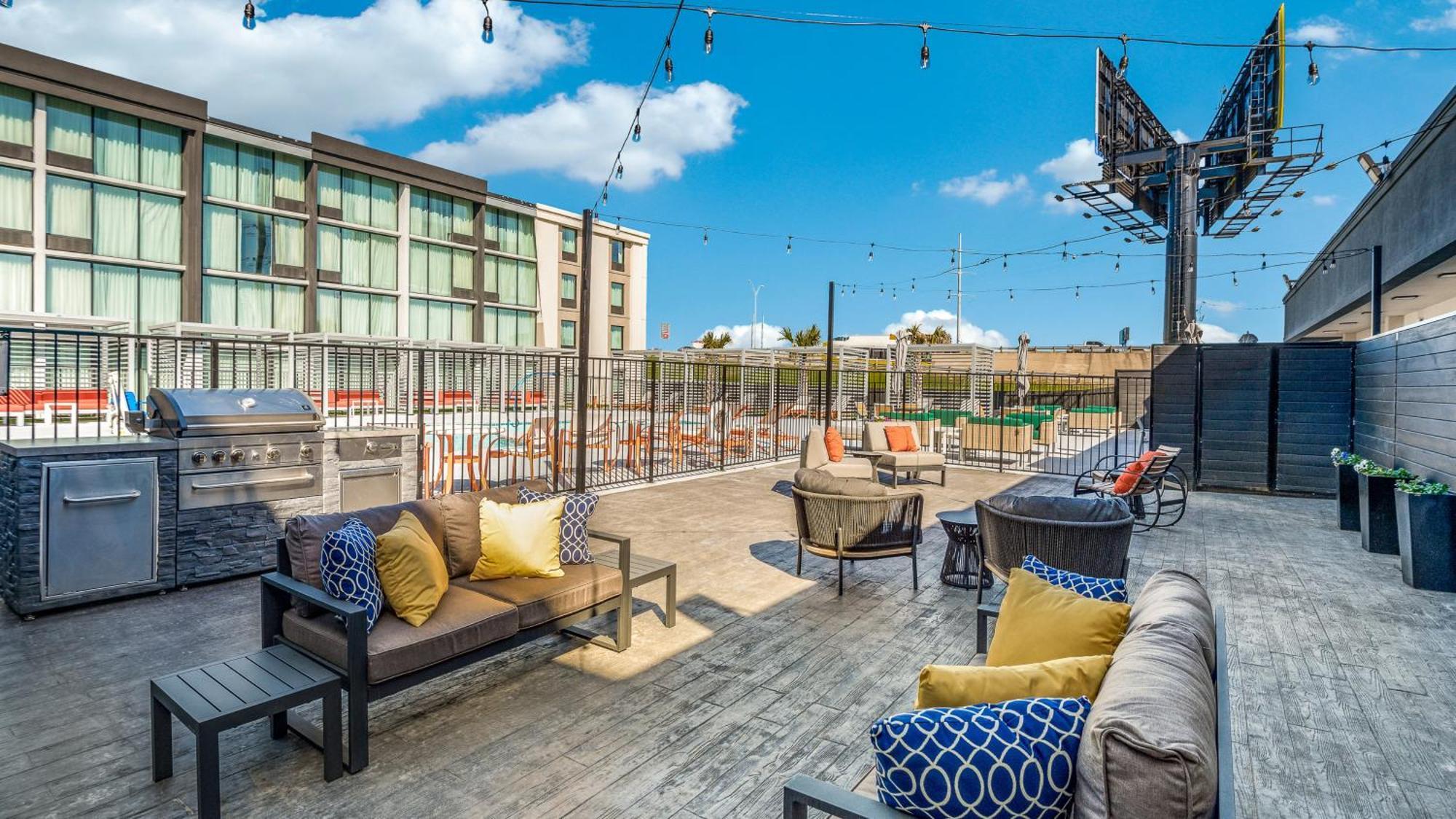 Holiday Inn Dallas Market Ctr Love Field By Ihg المظهر الخارجي الصورة